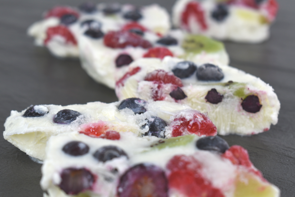 Frozen Yogurt Bark