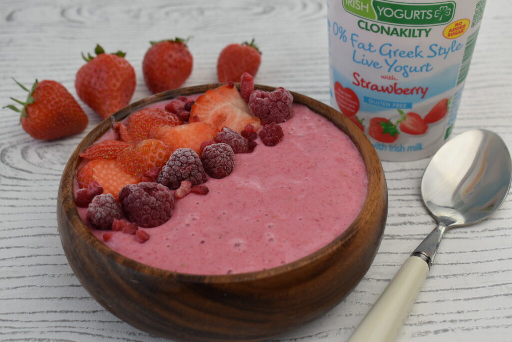 Red Berry Smoothie Bowl