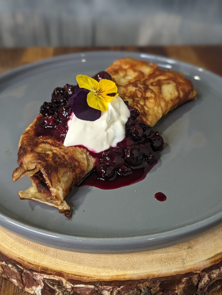 Pancakes with Blueberries and Crème Fraîche