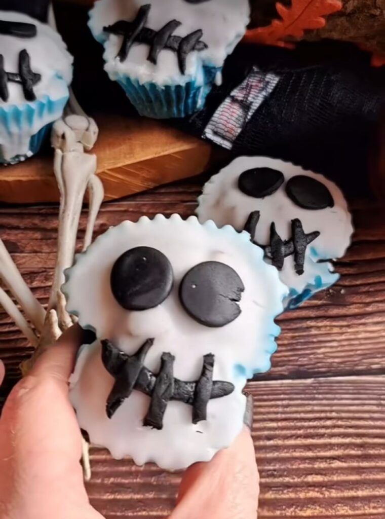 Chocolate Skull Cupcakes