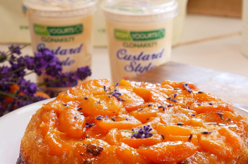 Caramelised Apricot Cake