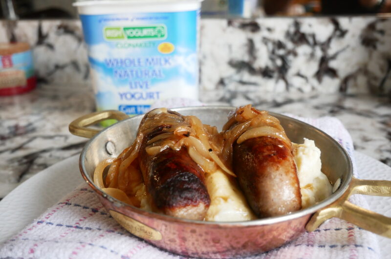 Sausages & Mashed Potatowith Caramelised Onion Gravy
