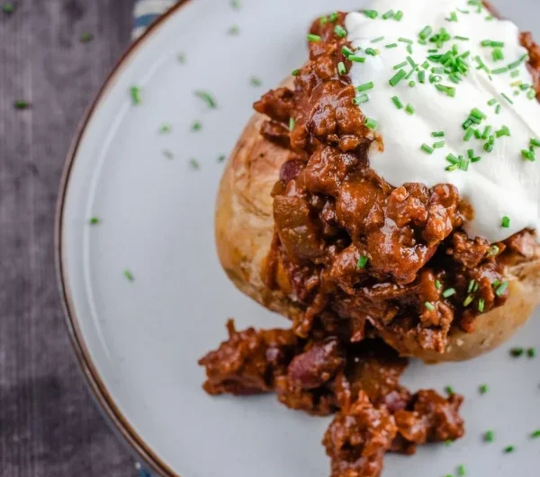 Baked Potato with Beef, Lime and Crème Fraîche